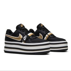 Nike Women’s Vandal 2k Metallic Gold